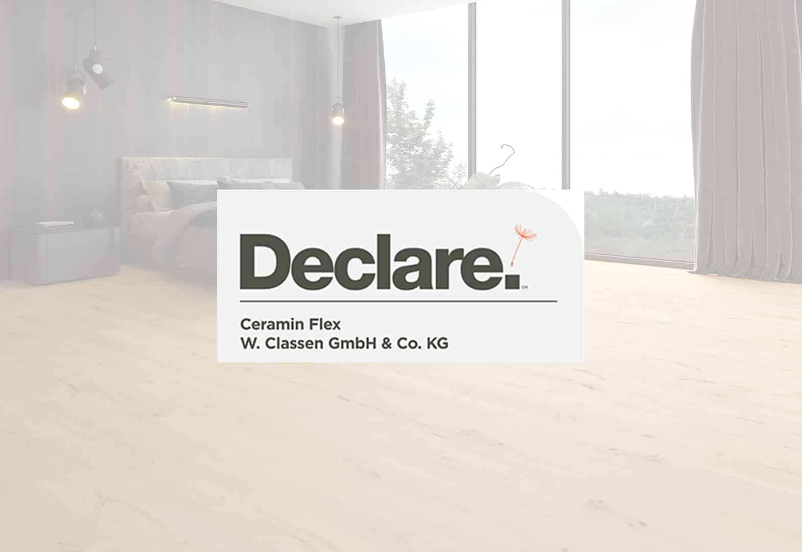 Ein Zertifikat mit der Aufschrift Declare liegt auf einem Tisch